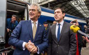 Eerste officiële Eurostar vertrokken. Verkoop tickets uitgesteld