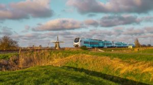 Arriva hoopt einde NS-monopolie in te luiden en wil 24 stoptreinen en twee intercity’s overnemen