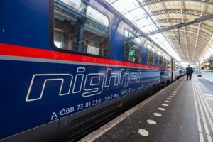 Nachttreinen rijden weer na overstromingen