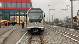 Rhätische Bahn presenteert nieuwe trein (en dit keer niet in het rood)