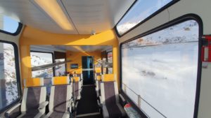 De Glacier Express versus de Regionale Trein: Ontdek de Prachtige Zwitserse Route