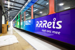Arriva rijdt extra RRReis spitstreinen bij werk aan IJsselbrug
